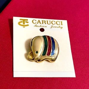 🖤New💕 CARUCCI elephant gold enamel brooch